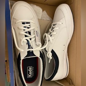 NWT Keds Rebellion Women’s White/Navy Athletic Shoes Size 11M